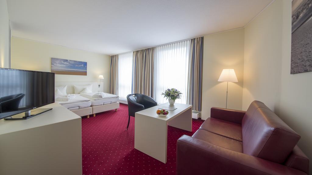 Michels Strandhotel Germania Norderney Exterior photo